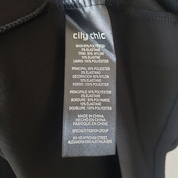 Elegant Black Sleeveless Dress - Picture 7 of 7